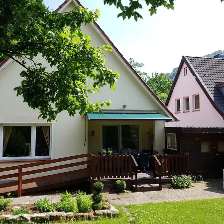 Am Stadtpark Бад-Гарцбург